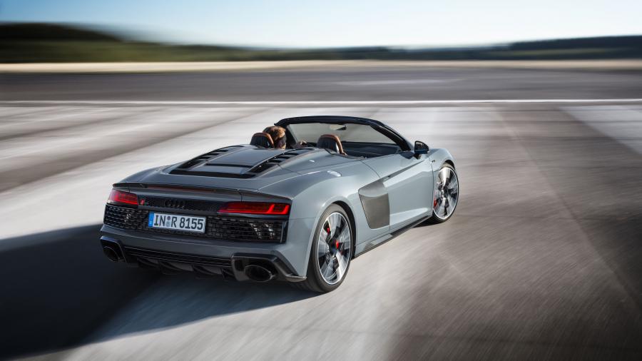  Audi R8 Spyder V10 2019 года  (WW) (фото 23 из 30)